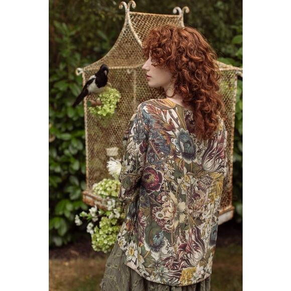 Market of Stars Size S/M Love Grows Wild Tee Bamboo Floral Tunic Shirt with Bees - Picture 7 of 8